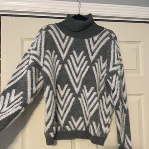 Gray and white turtle neck warm sweater